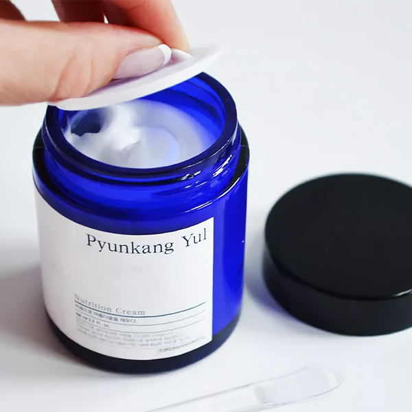 Pyunkang Yul Moisture Cream - зволожуючий крем для обличчя. Вторая красивая фотография